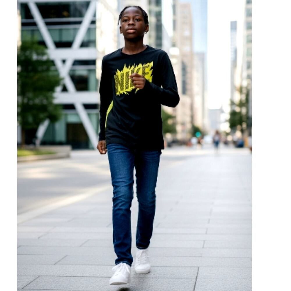 Nike Dri-Fit Boys Black & Neon Green Long Sleeve Sport Top - size: Youth XL